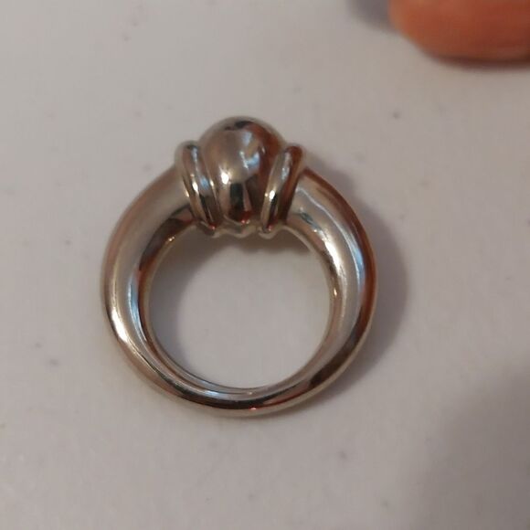 Vintage Accessories - Vintage Jeri-Lou Silver Tone Knocker Style Scarf Ring